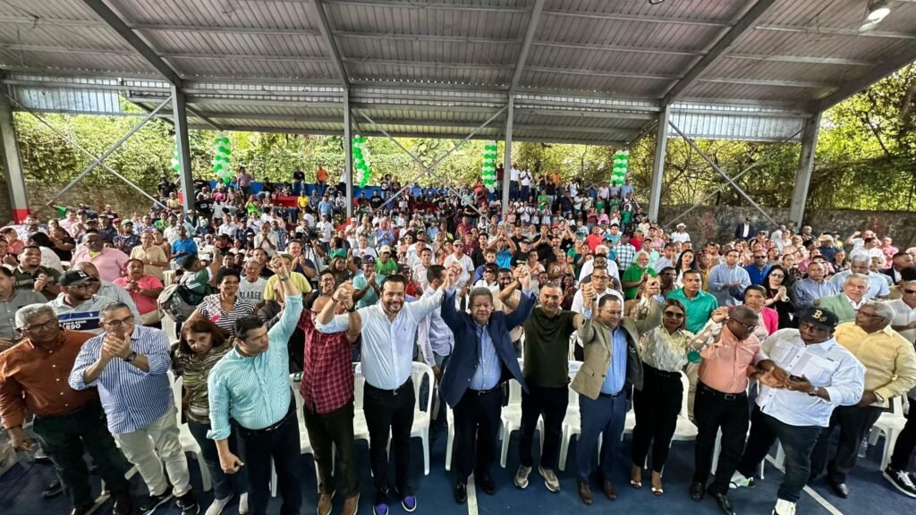 25-1-1024x576 Fuerza del Pueblo sigue sumando liderazgos con la juramentación de nuevos integrantes